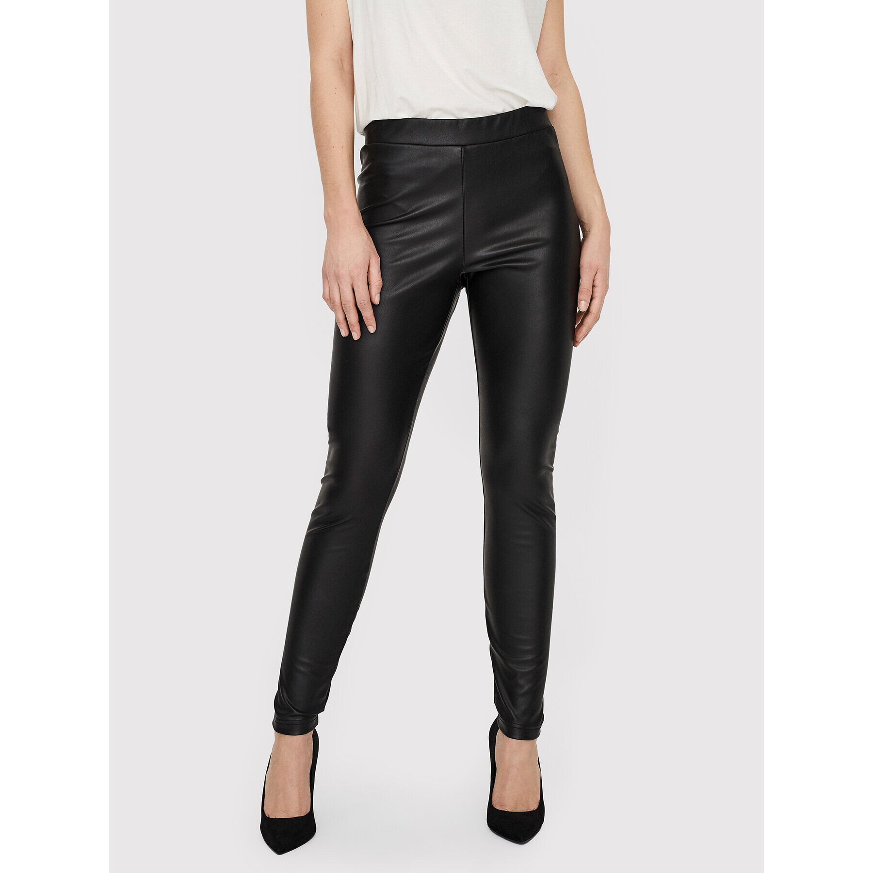 Vero Moda Műbőr nadrág Gaya 10257164 Fekete Skinny Fit - Pepit.hu