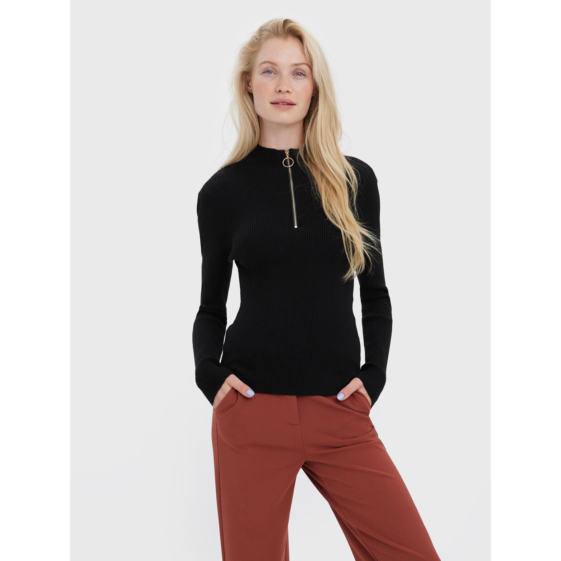 Vero Moda Sweater Evie 10269110 Fekete Slim Fit - Pepit.hu