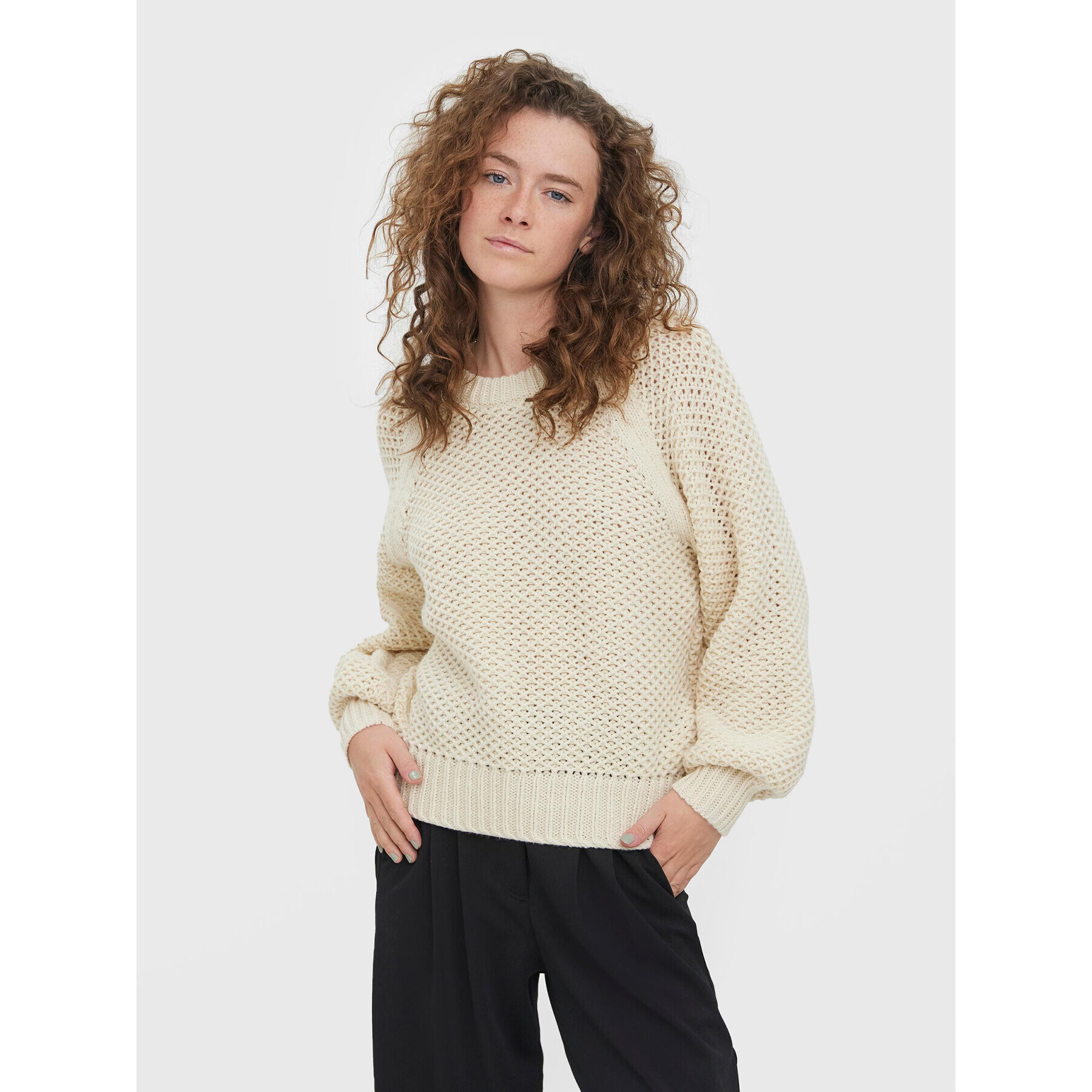 Vero Moda Sweater Vertie 10271197 Ekru Relaxed Fit - Pepit.hu