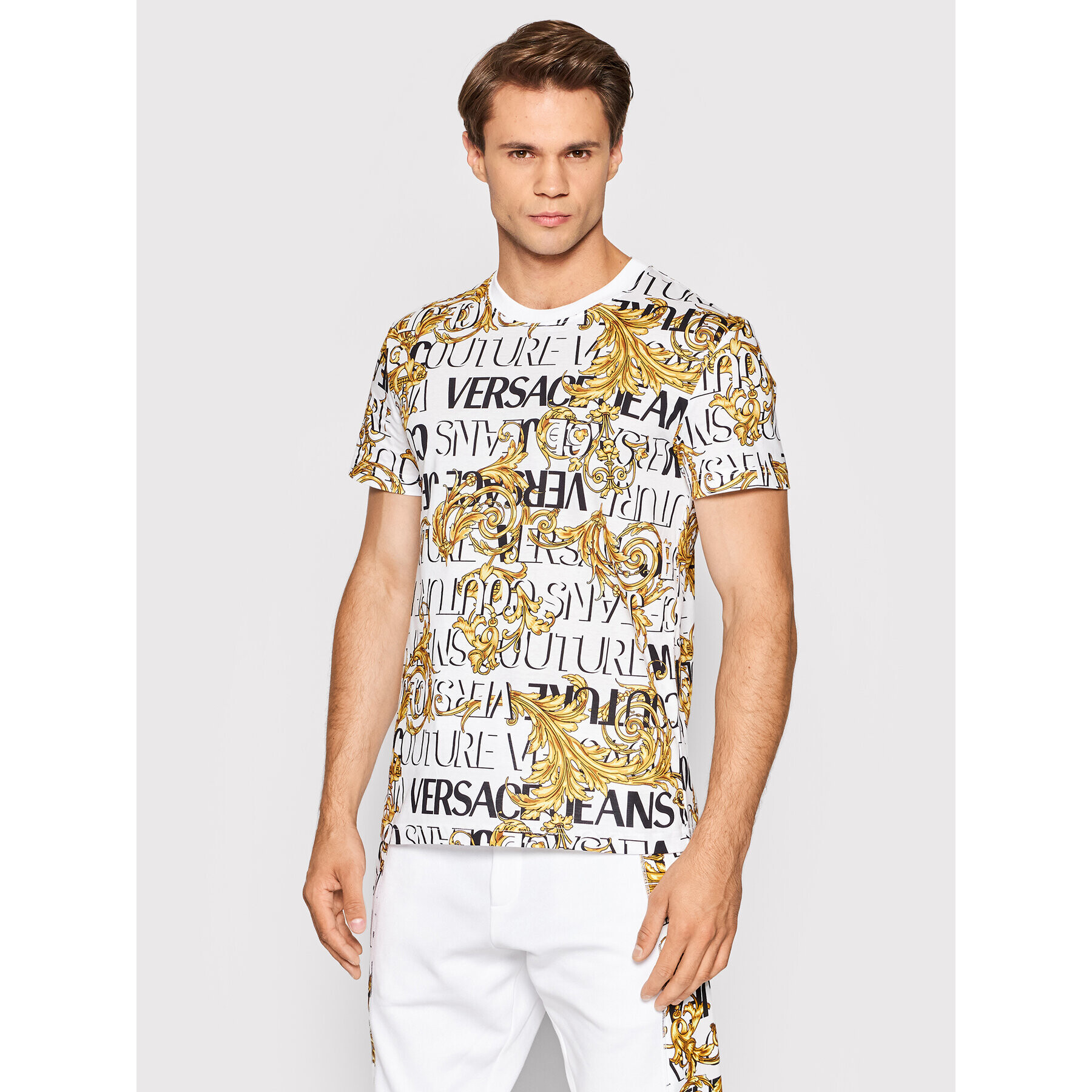 Versace Jeans Couture Póló Logo Baroque 73GAH6S0 Fehér Regular Fit - Pepit.hu