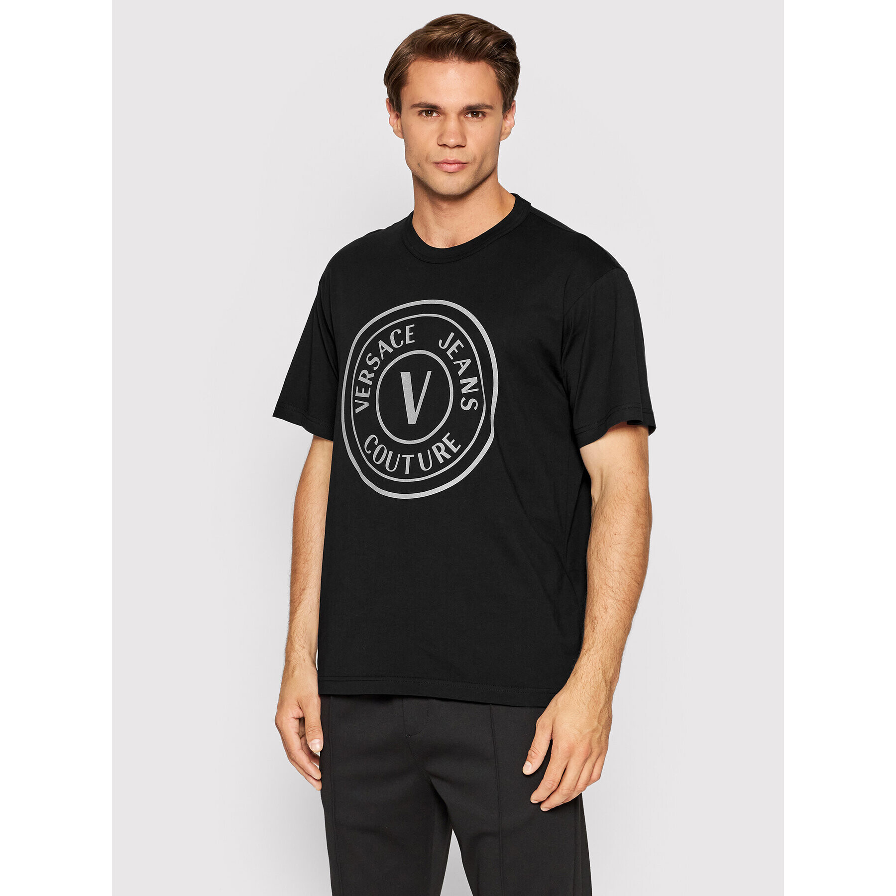 Versace Jeans Couture Póló Vemblem Thick Foil 73GAHT05 Fekete Regular Fit - Pepit.hu