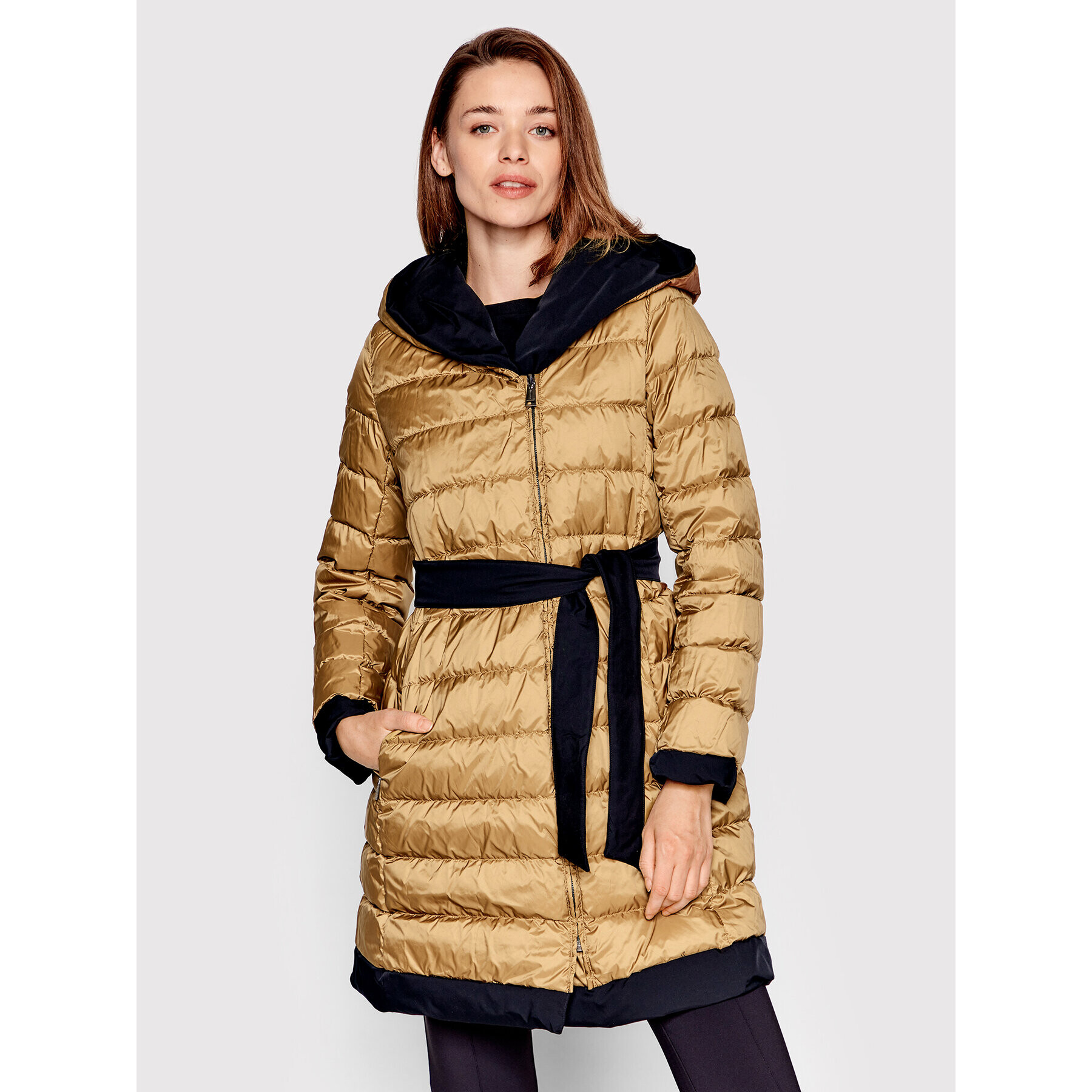 Weekend Max Mara Télikabát Eguale 54960113 Fekete Regular Fit - Pepit.hu