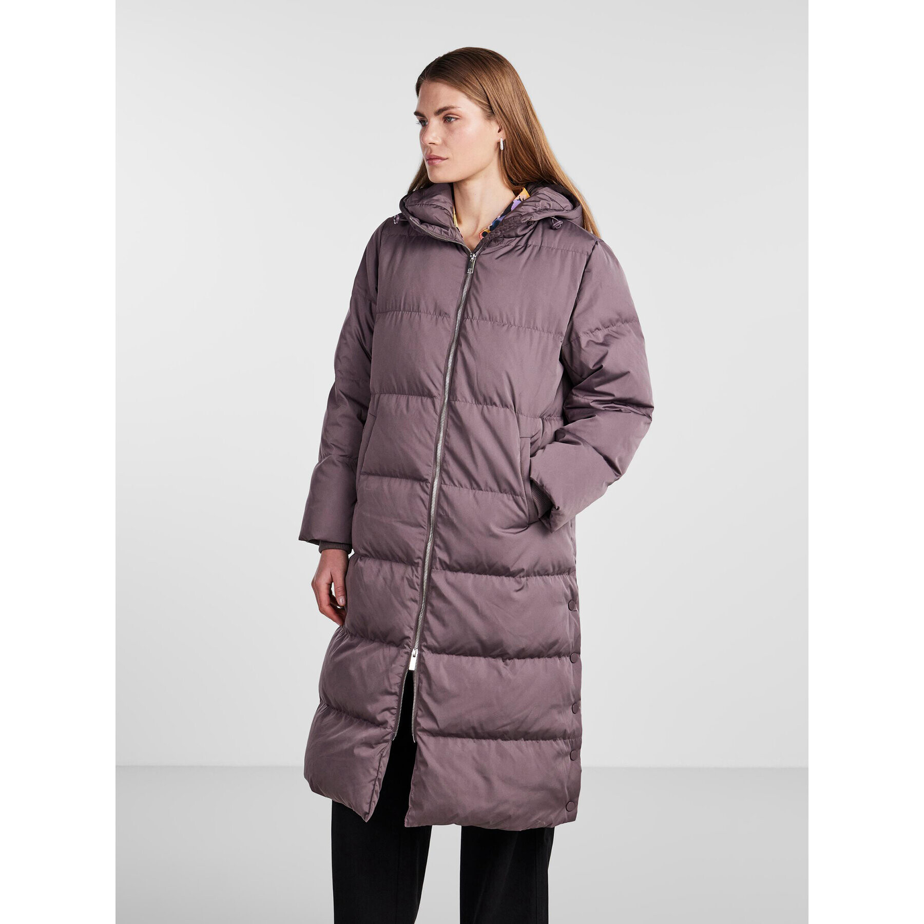 YAS Pehelykabát 26023635 Lila Regular Fit - Pepit.hu